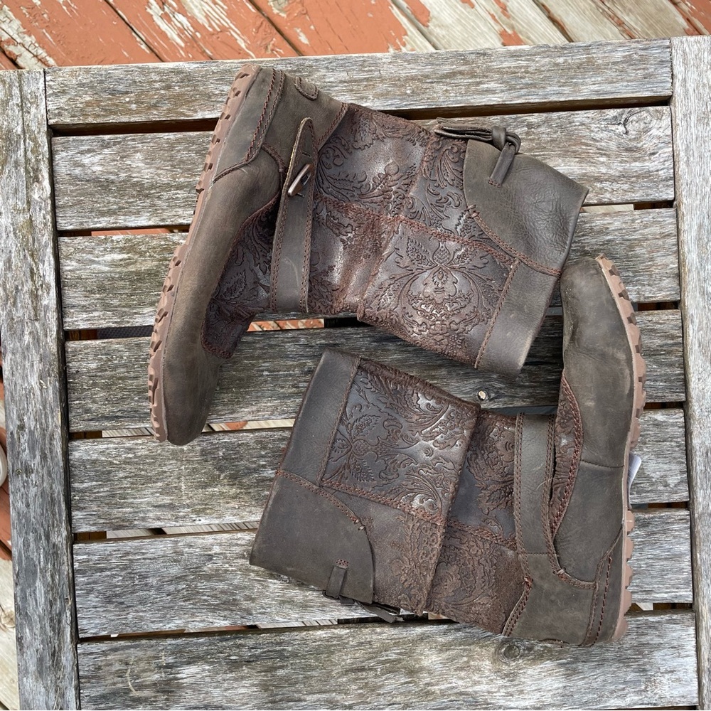 Merrell Haven Pull On Slouch Embossed - image 2